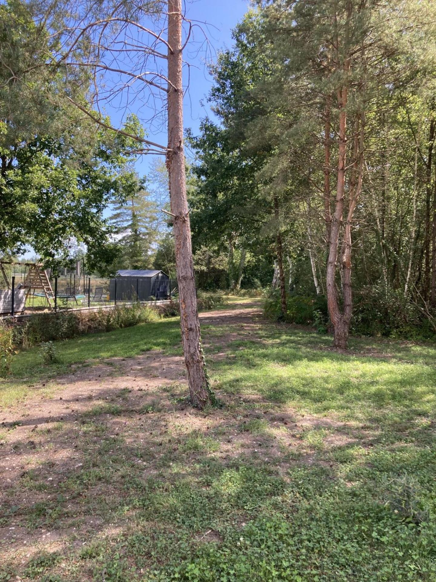 Woody Lodge Salbris Εξωτερικό φωτογραφία